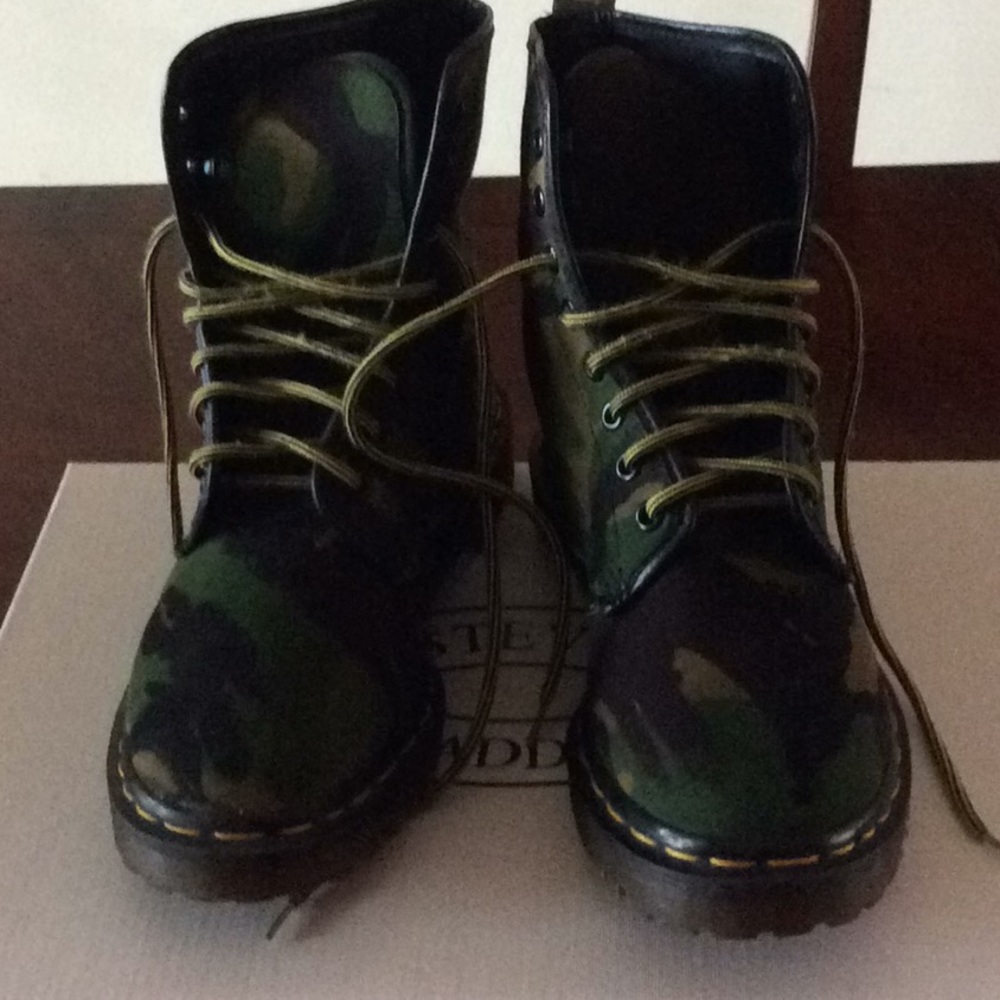 Dr.Martens boots